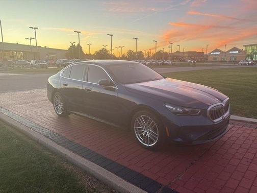 2024 BMW 530 i xDrive