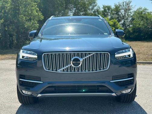 2019 Volvo XC90 T6 Inscription