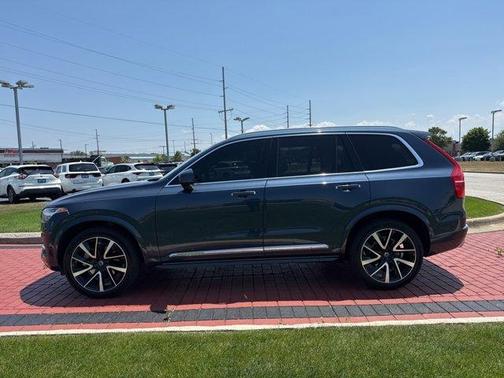 2019 Volvo XC90 T6 Inscription