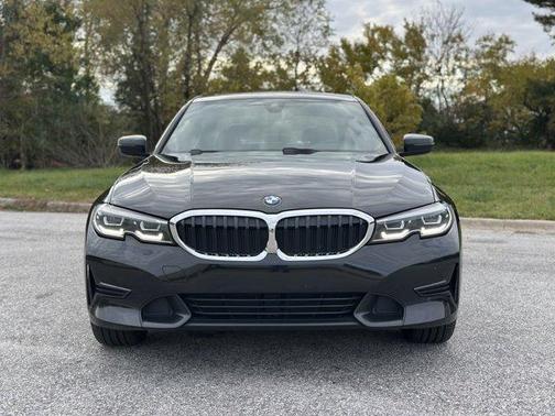 2021 BMW 330 i xDrive