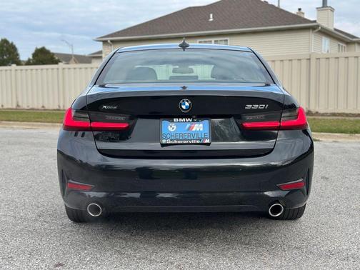 2021 BMW 330 i xDrive