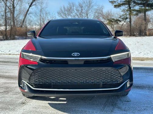 2024 Toyota Crown Platinum