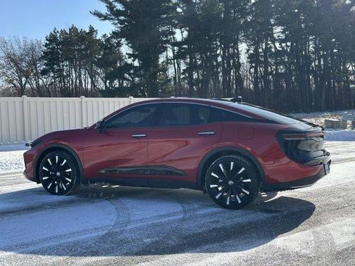 2024 Toyota Crown Platinum