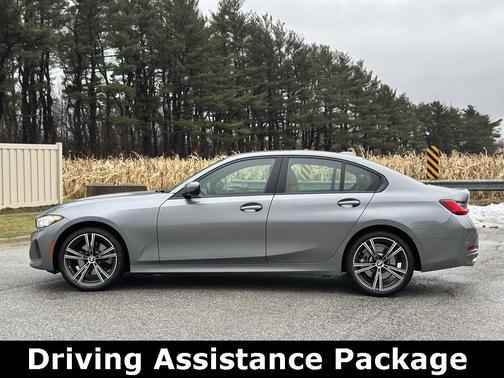 2023 BMW 330 i xDrive