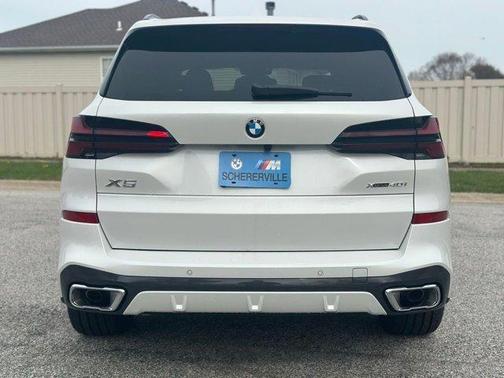 Mineral White Metallic 2026 BMW X5 xDrive40i