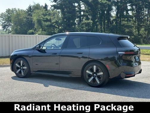 2023 BMW iX M60