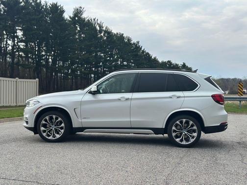White Metallic 2016 BMW X5 xDrive35i