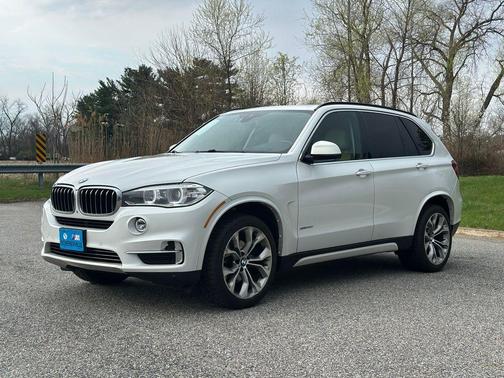 White Metallic 2016 BMW X5 xDrive35i