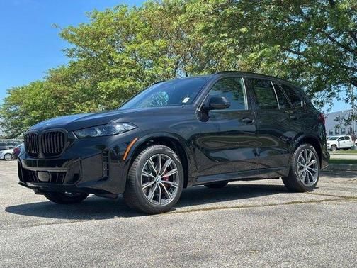 Black Sapphire Metallic 2026 BMW X5 xDrive40i