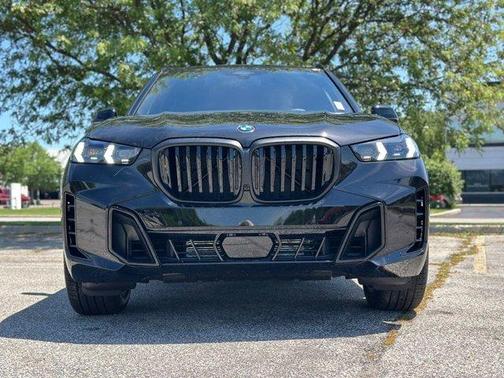 Black Sapphire Metallic 2026 BMW X5 xDrive40i