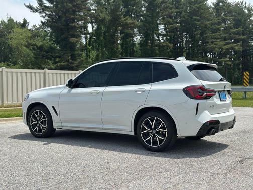 Alpine White 2023 BMW X3 xDrive30i