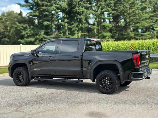 2022 GMC Sierra 1500 AT4X