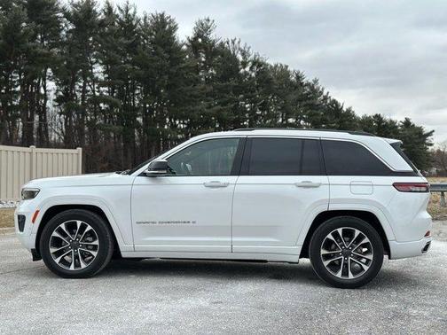 2023 Jeep Grand Cherokee Overland