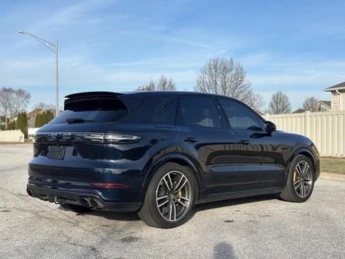 2019 Porsche Cayenne Turbo
