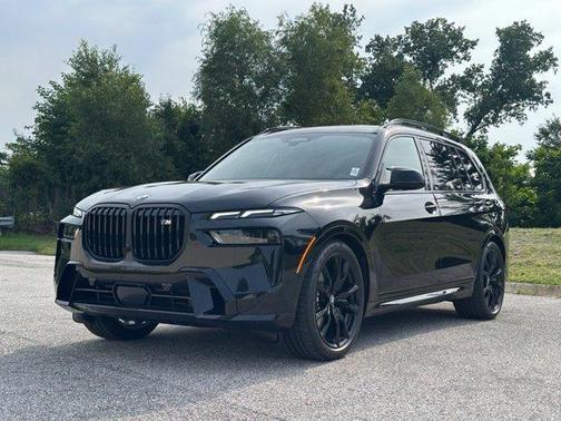 Black Sapphire Metallic 2027 BMW X7 M60i