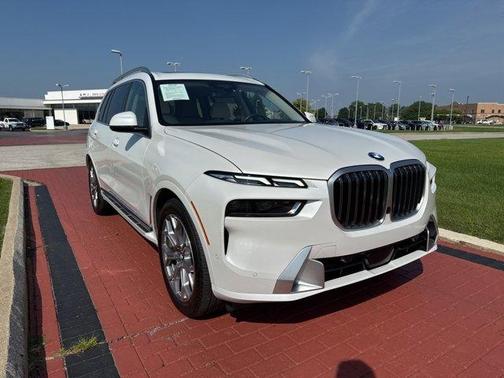 2023 BMW X7 xDrive40i