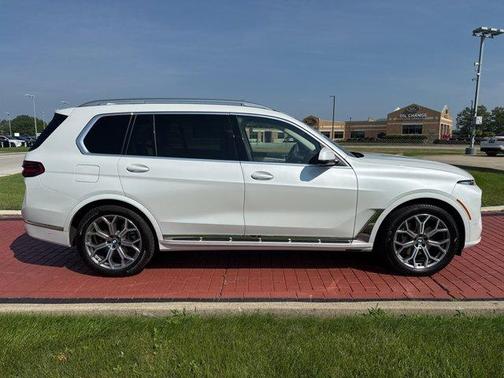 2023 BMW X7 xDrive40i