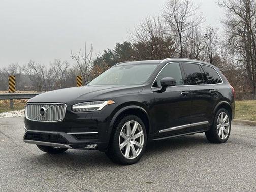 2019 Volvo XC90 T6 Inscription