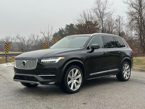 2019 Volvo XC90 T6 Inscription