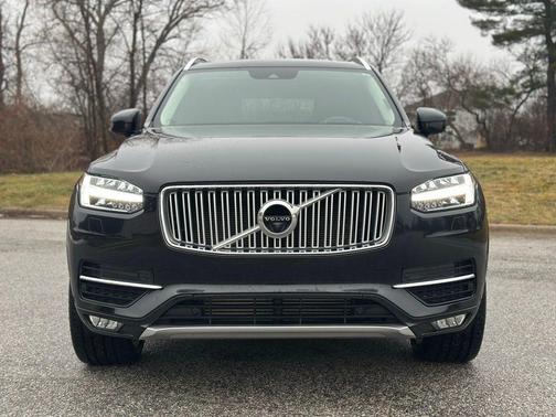 2019 Volvo XC90 T6 Inscription