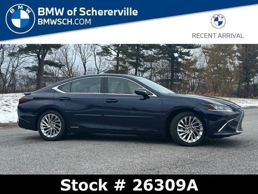 2021 Lexus ES 300h Luxury