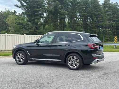 Black Sapphire Metallic 2024 BMW X3 xDrive30i