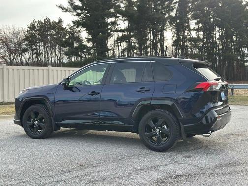2020 Toyota RAV4 Hybrid XSE