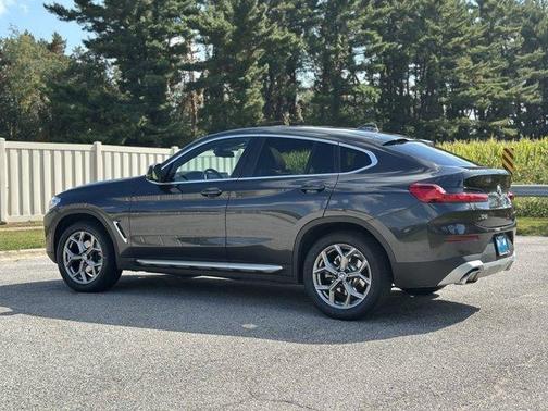 2024 BMW X4 xDrive30i