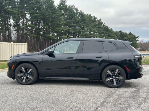 Black Sapphire Metallic 2024 BMW iX xDrive50