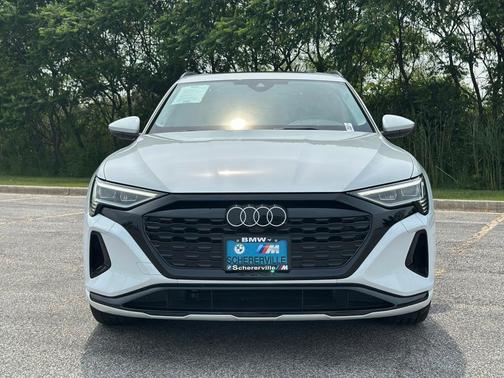 2024 Audi Q8 e-tron Premium