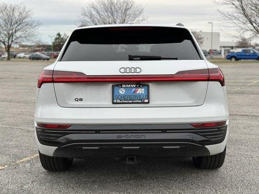 2024 Audi Q8 e-tron Premium