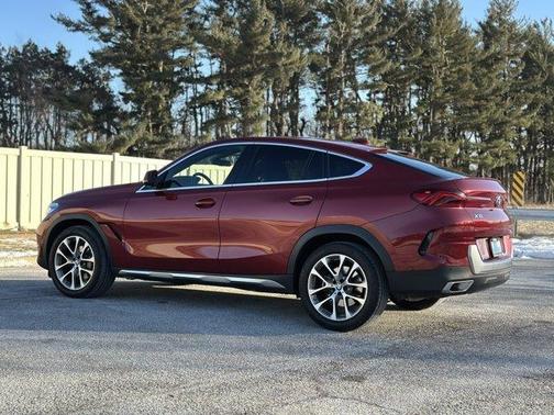 2023 BMW X6 xDrive40i