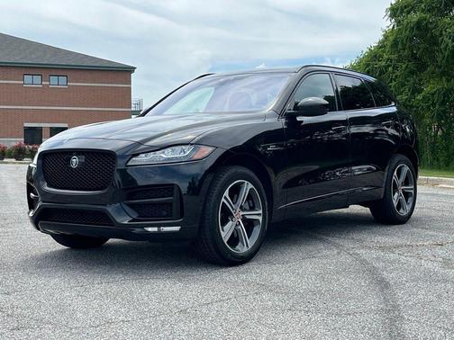 Santorini Black 2018 Jaguar F-PACE 35t R-Sport
