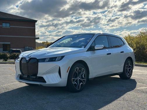 2026 BMW iX xDrive45