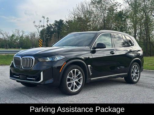 Black Sapphire Metallic 2024 BMW X5 xDrive40i