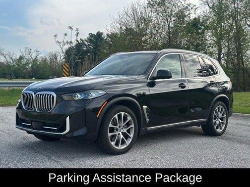 Black Sapphire Metallic 2024 BMW X5 xDrive40i