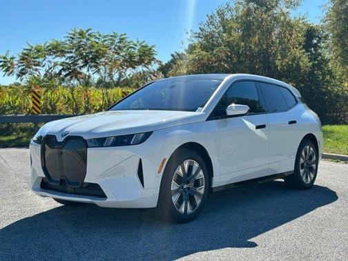 2026 BMW iX xDrive45