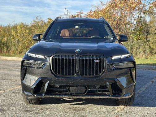 2026 BMW X7 M60i