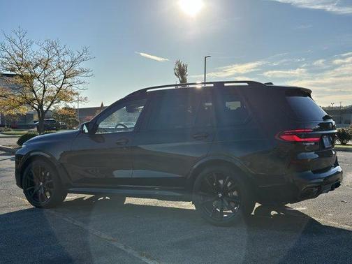 2026 BMW X7 M60i