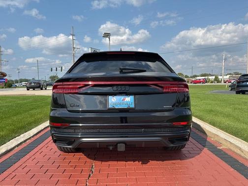 2021 Audi Q8 55 Prestige