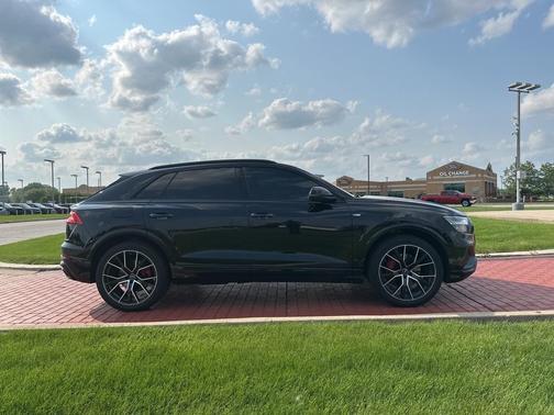 2021 Audi Q8 55 Prestige