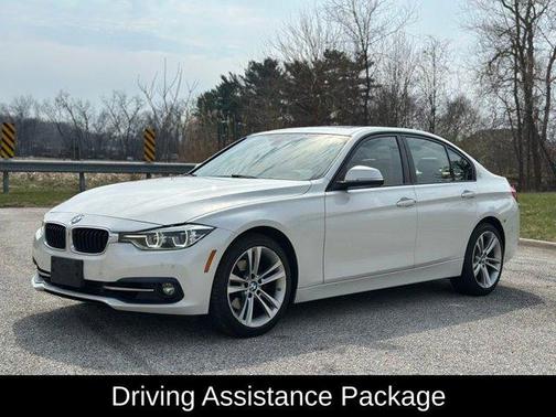 Mineral White Metallic 2016 BMW 328 i xDrive SULEV