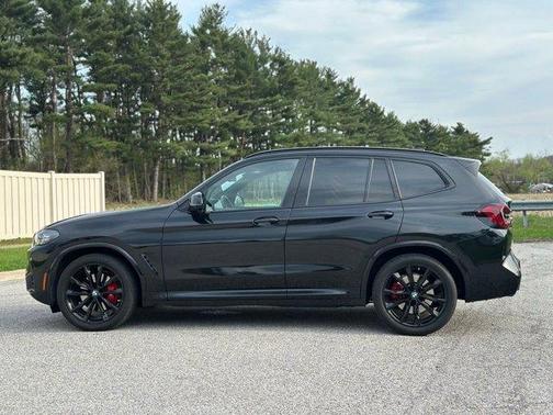 Black Sapphire Metallic 2024 BMW X3 M40i