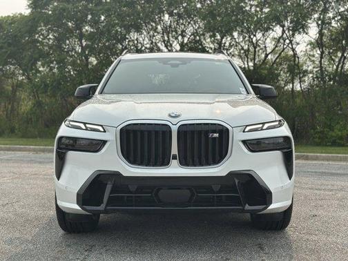 2026 BMW X7 M60i
