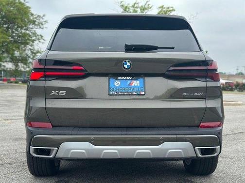 Manhattan Green Metallic 2026 BMW X5 xDrive40i