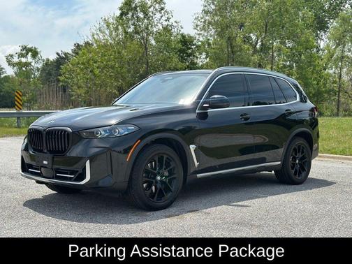 Black Sapphire Metallic 2024 BMW X5 xDrive40i