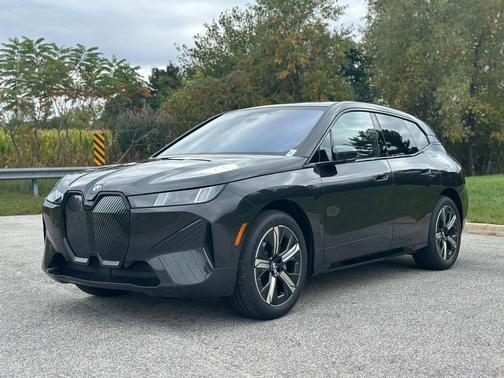 2026 BMW iX xDrive45