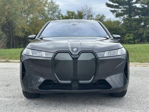 2026 BMW iX xDrive45