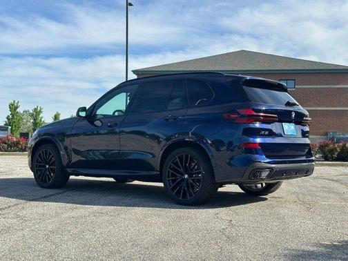 Tanzanite Blue II Metallic 2026 BMW X5 xDrive40i
