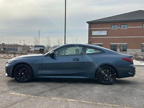 2026 BMW M440 i xDrive